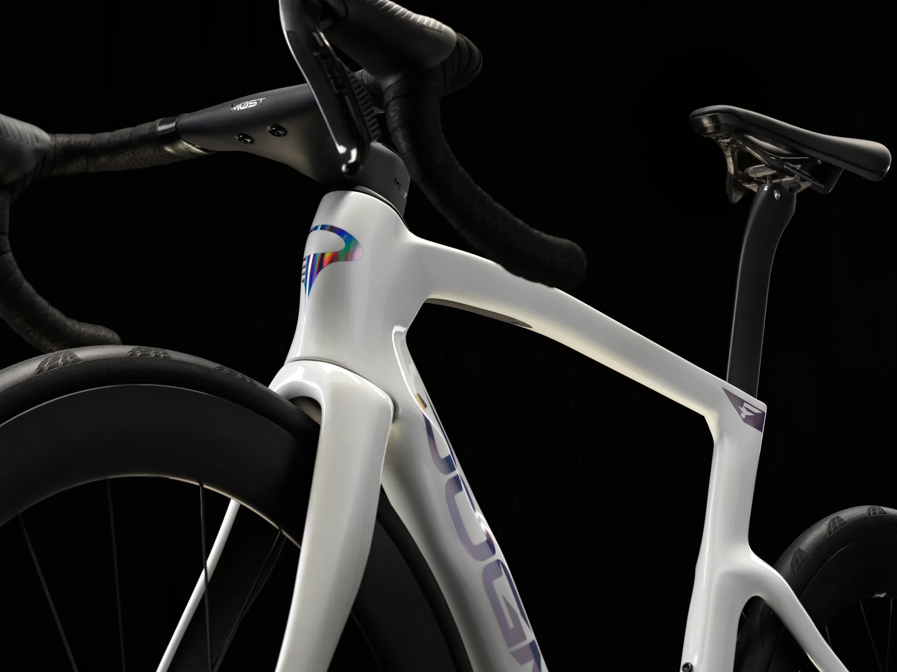 Pinarello kleur